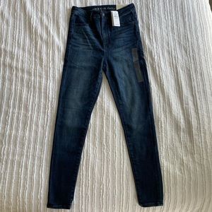 AMERICAN EAGLE Highest Rise Jegging (Never Worn)